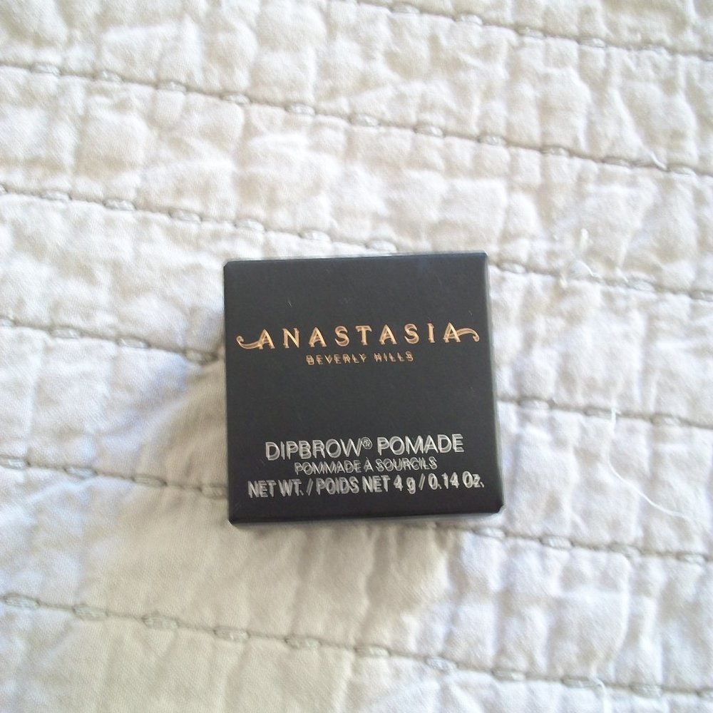 NIB  Anastasia Beverly Hills DIPBROW Waterproof, Smudge Proof Brow Pomade